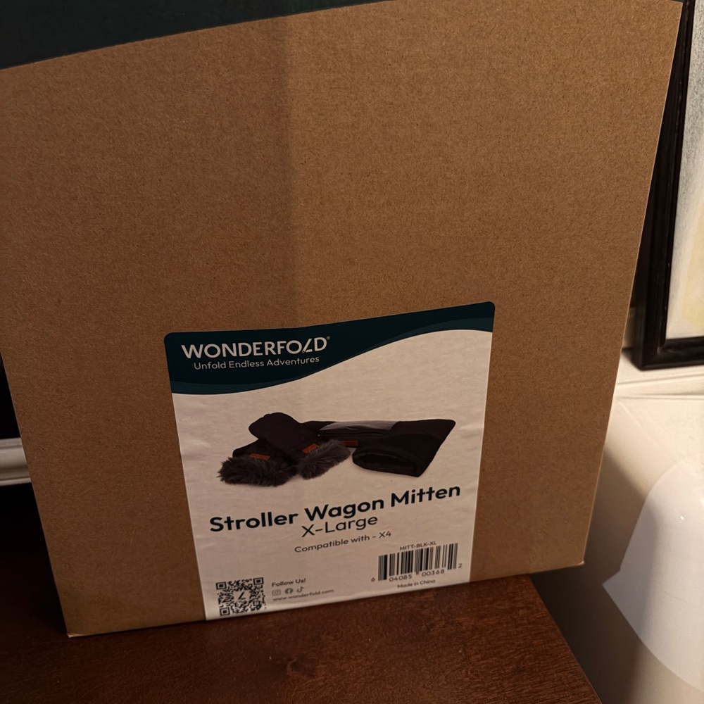Wonderfold Black Stroller Wagon Mittens
